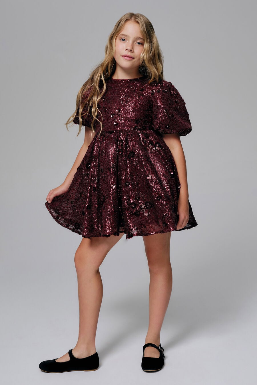 ISABEL FLOWER SEQUIN DRESS in colour Burgundy