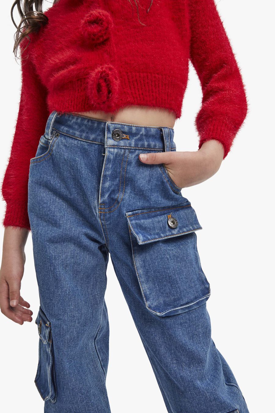 FLUFFY FLOWER CARDI in colour WINTER RED