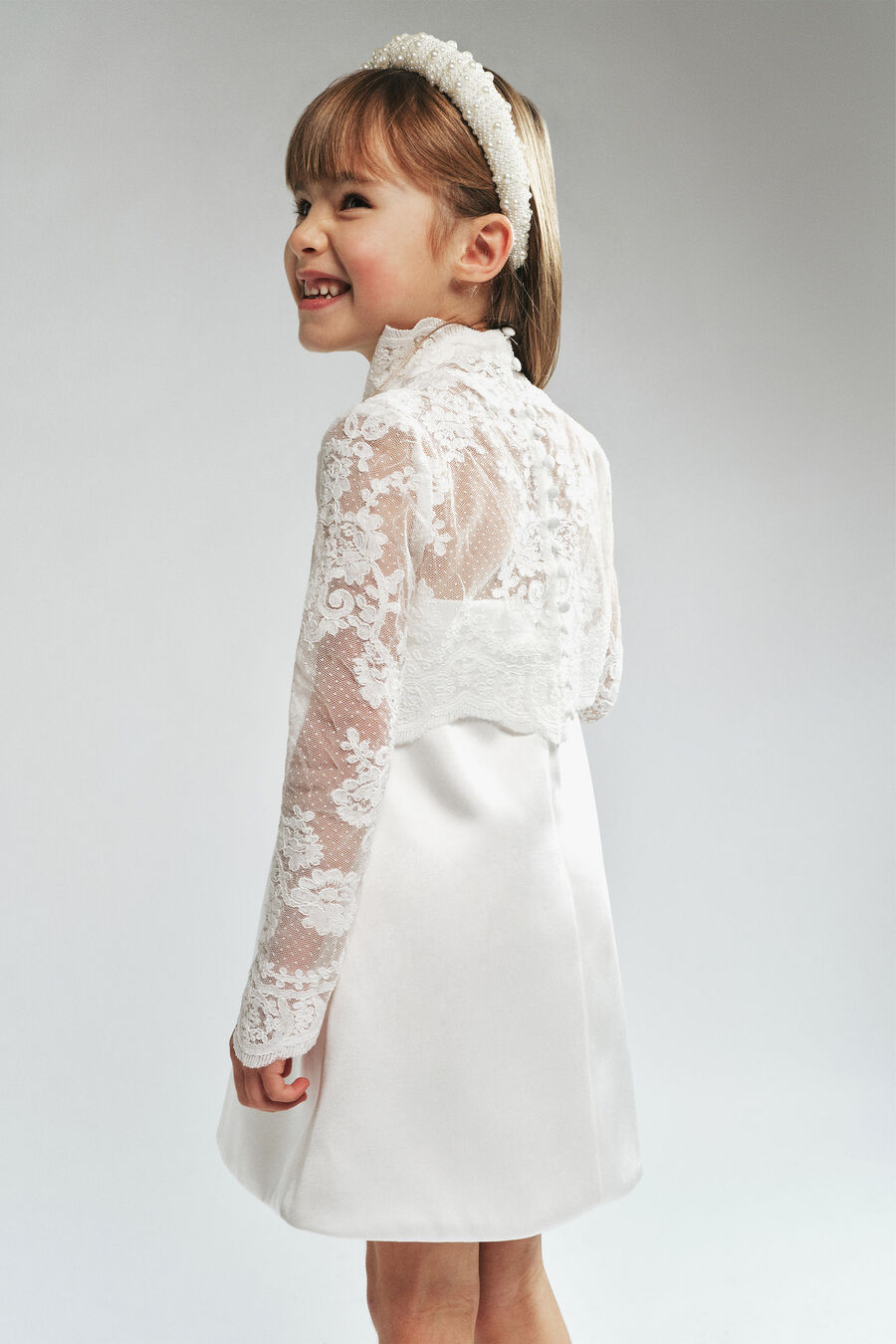 FLEURINE LACE TOP in colour White