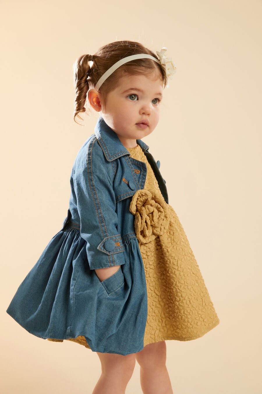 MIA CHAMBRAY TRENCH in colour CHAMBRAY