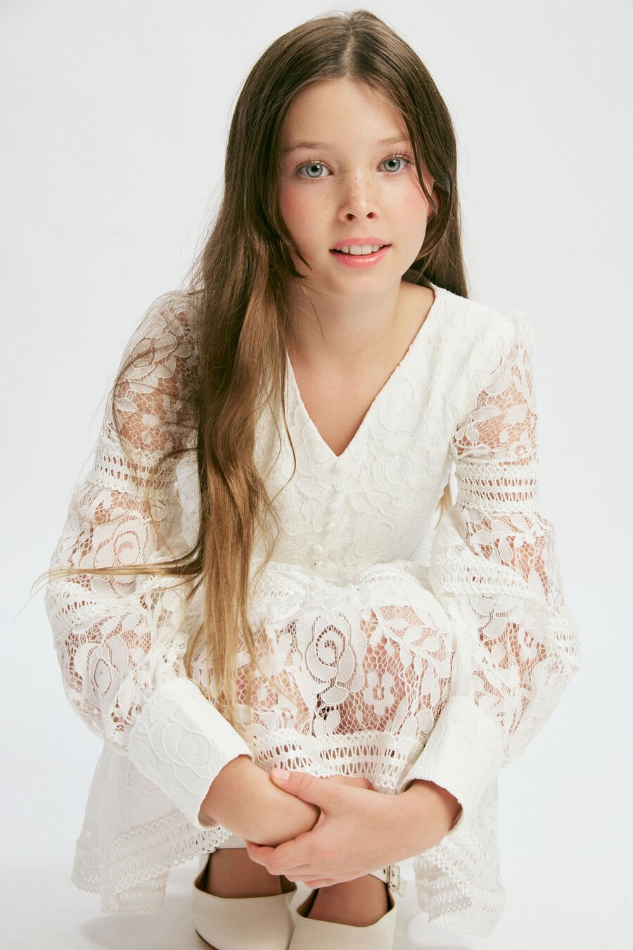 VERONICA LACE DRESS in colour WHITE